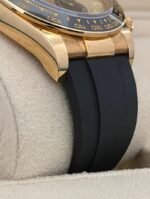 Rolex Cosmograph Daytona 126518LN “Pikachu” - Image 5